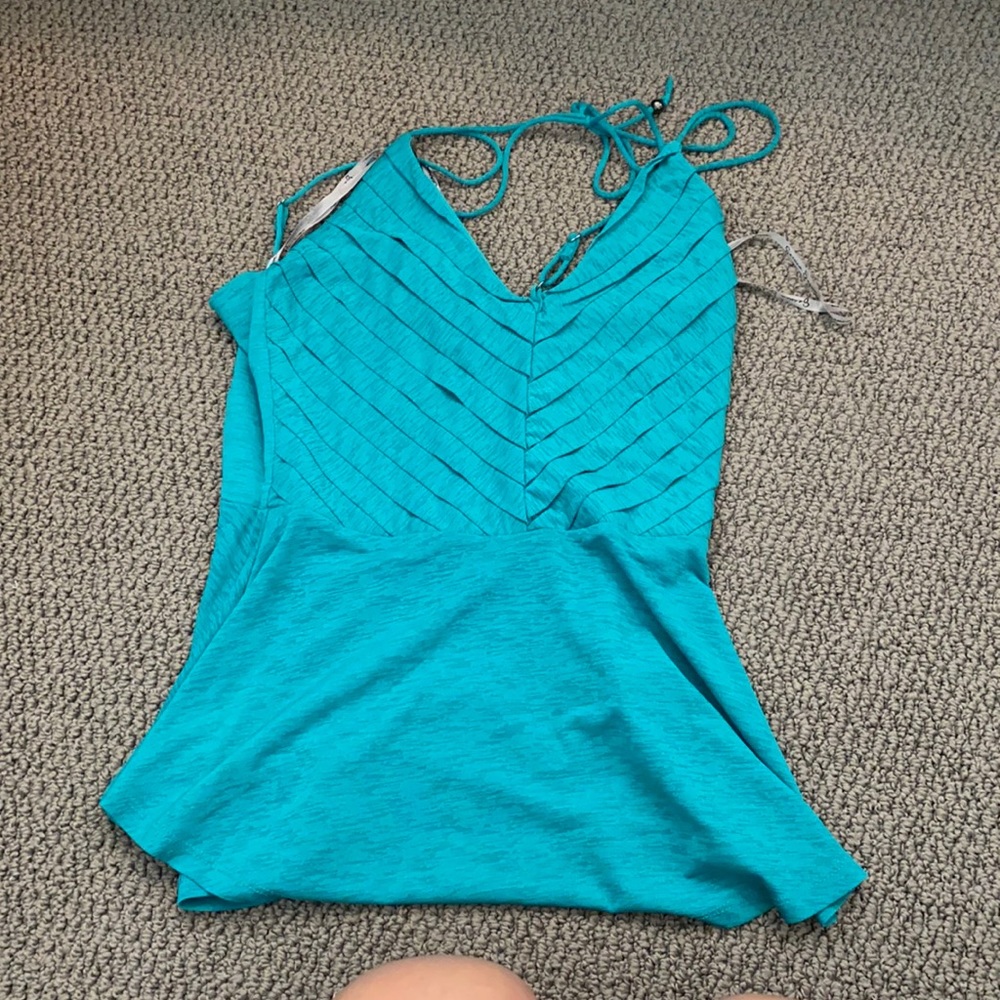 Jessica Simpson tea halter tie cami